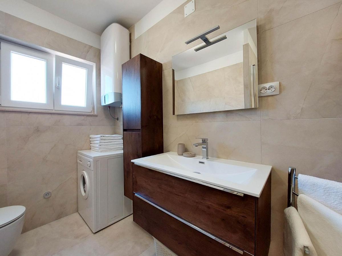 Apartment Neda Punat Extérieur photo