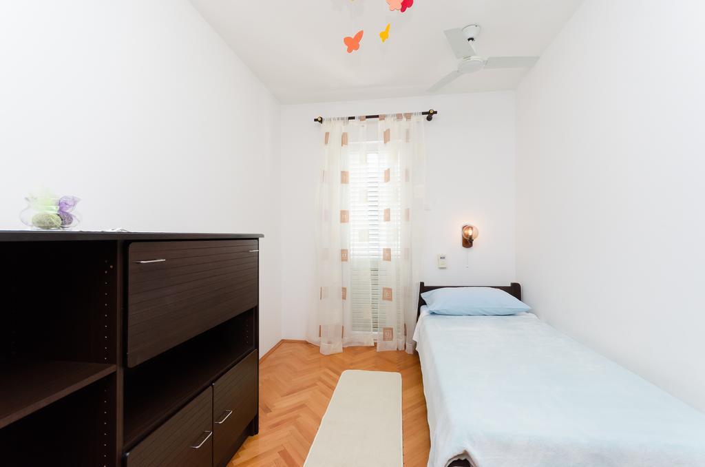 Apartment Neda Punat Extérieur photo