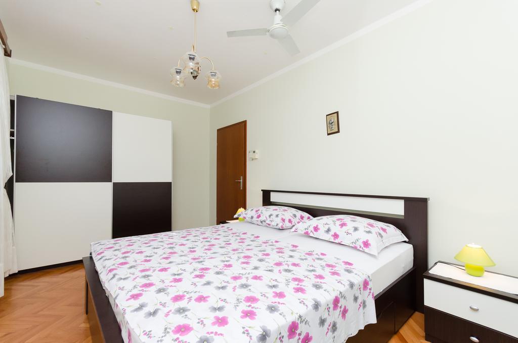 Apartment Neda Punat Extérieur photo